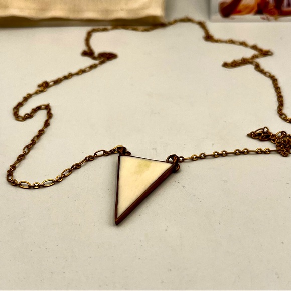 JIMANI PENDANT NECKLACE - Picture 5 of 7